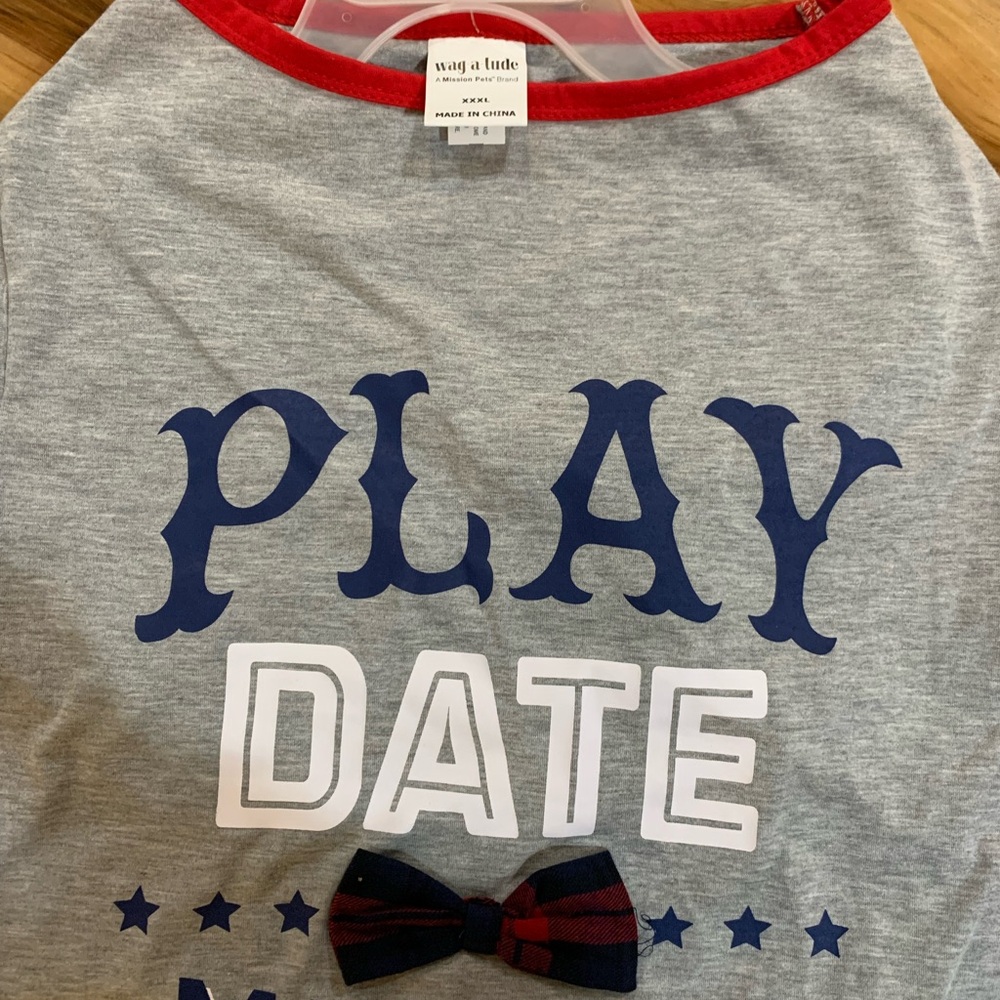 NWT  3XL doggie tee shirt for the big boys.